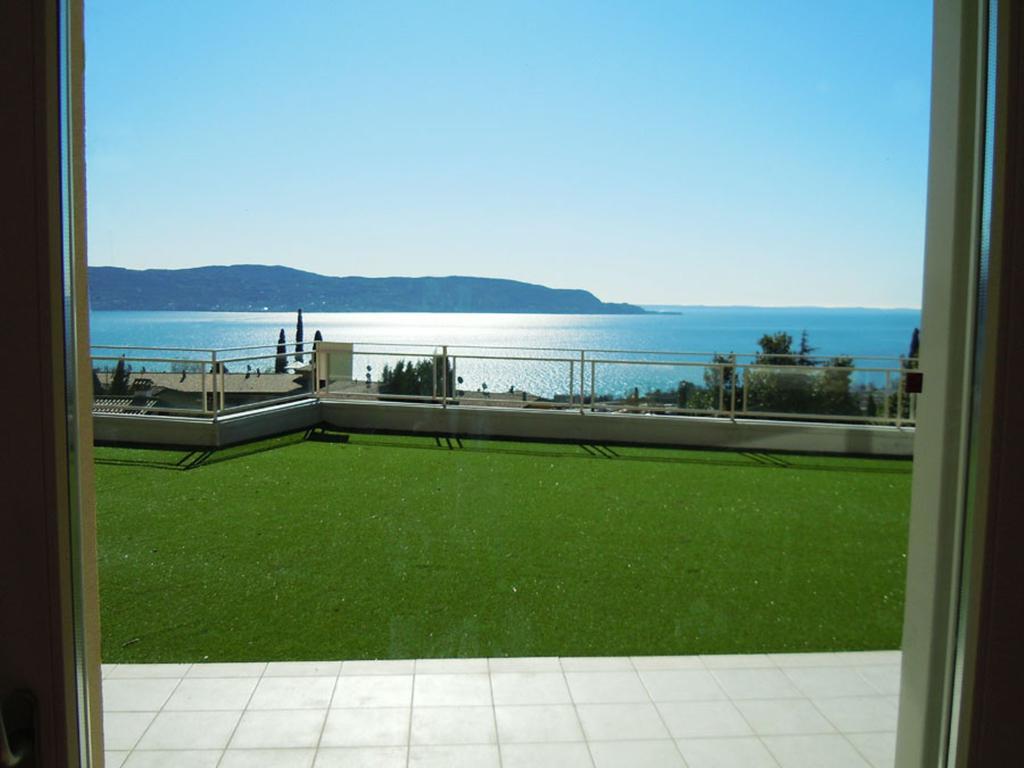 Residence Il Poggio Al Sole Toscolano Maderno Exterior photo
