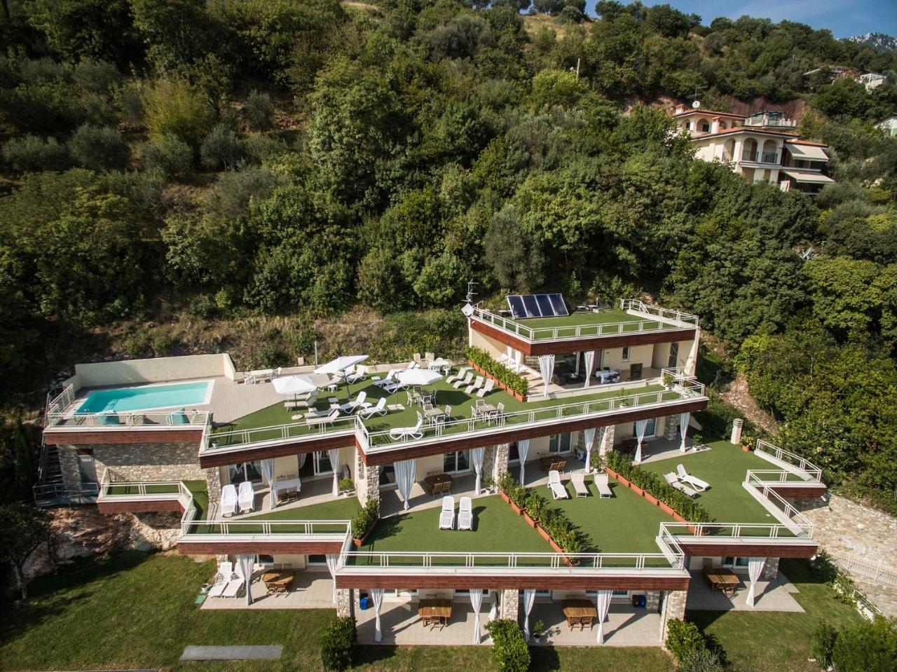 Residence Il Poggio Al Sole Toscolano Maderno Exterior photo