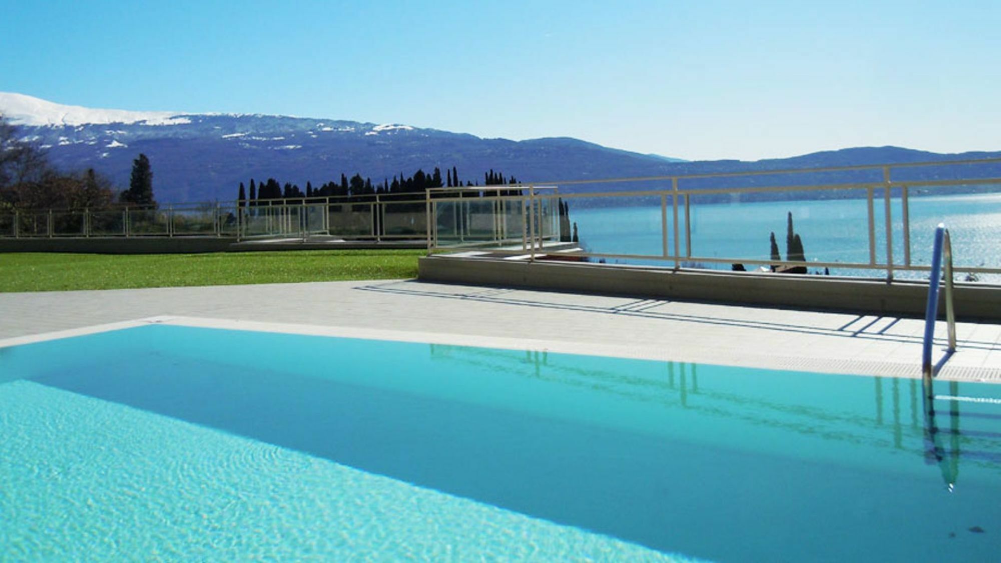 Residence Il Poggio Al Sole Toscolano Maderno Exterior photo